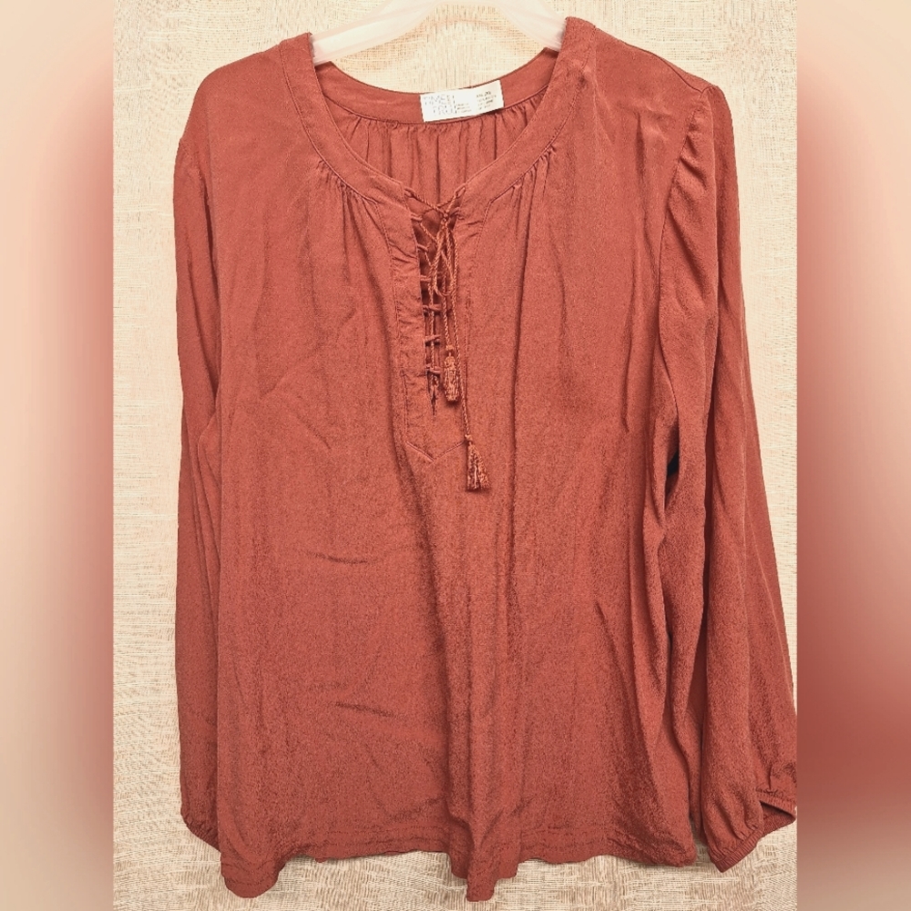 Ladies size 20 top/blouse.